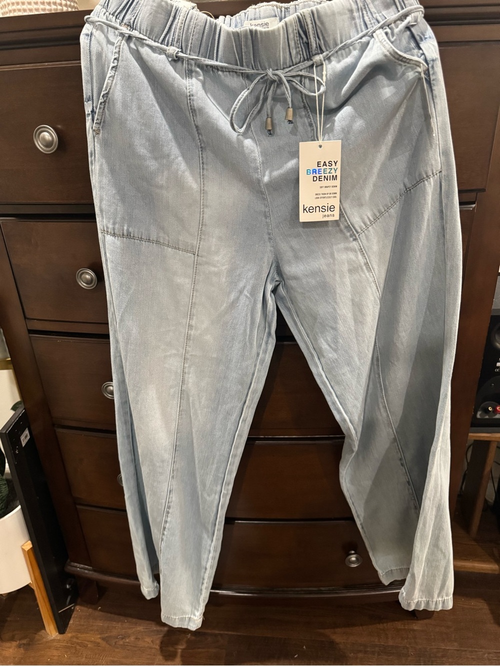 Kensie jeans high rise denim size large with waist band